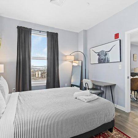 Everett Furnished Apartments Near Encore מראה חיצוני תמונה