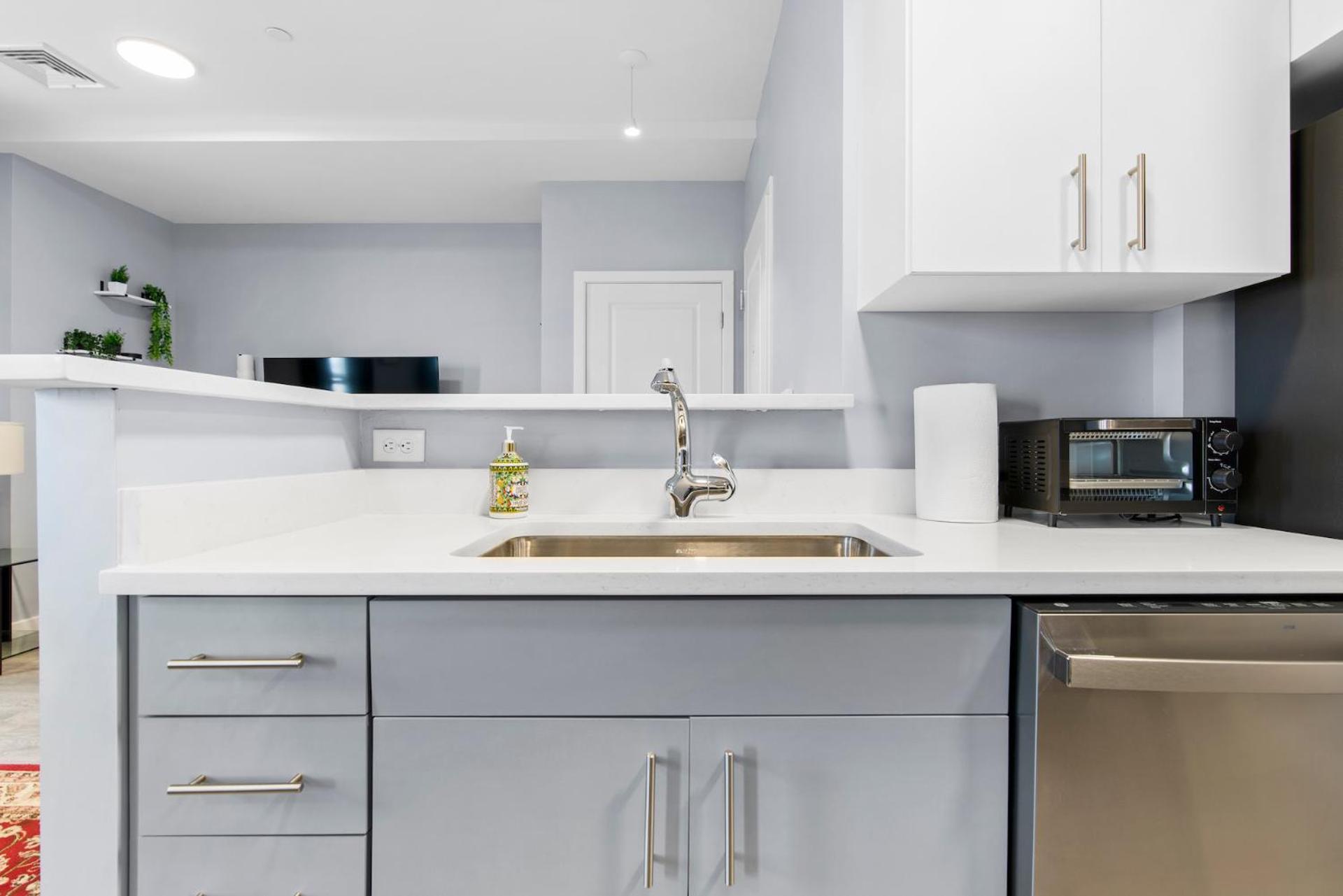 Everett Furnished Apartments Near Encore מראה חיצוני תמונה
