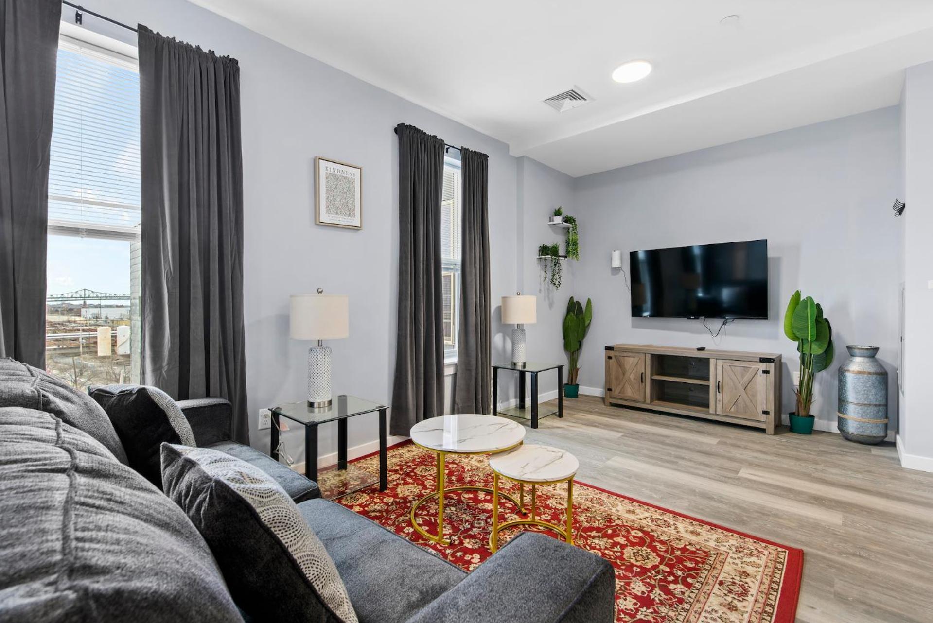 Everett Furnished Apartments Near Encore מראה חיצוני תמונה