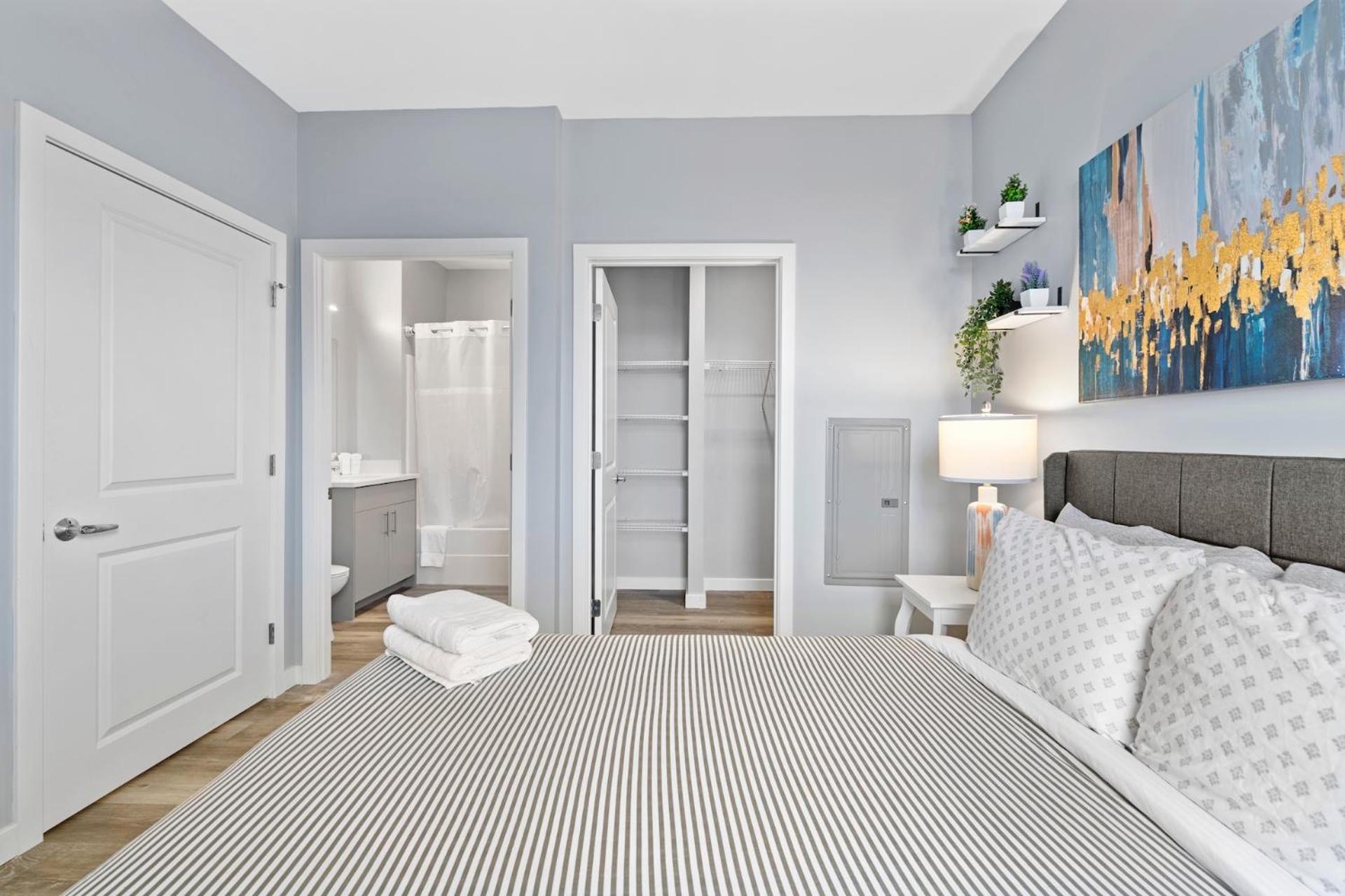 Everett Furnished Apartments Near Encore חדר תמונה