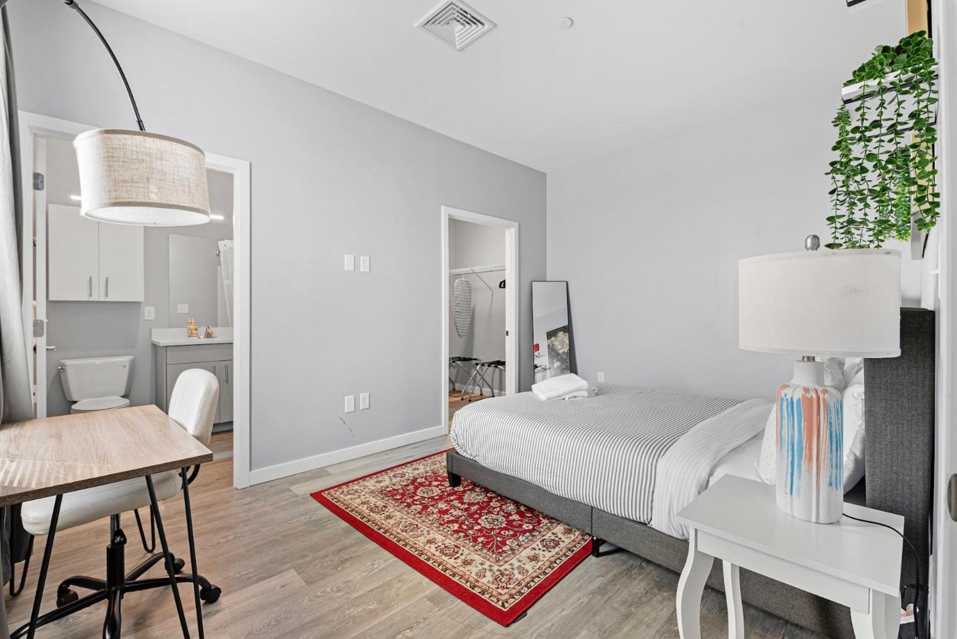 Everett Furnished Apartments Near Encore חדר תמונה